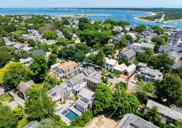 5th image of 56 North Summer Street, Edgartown, MA 02539 | MLS# 73517157