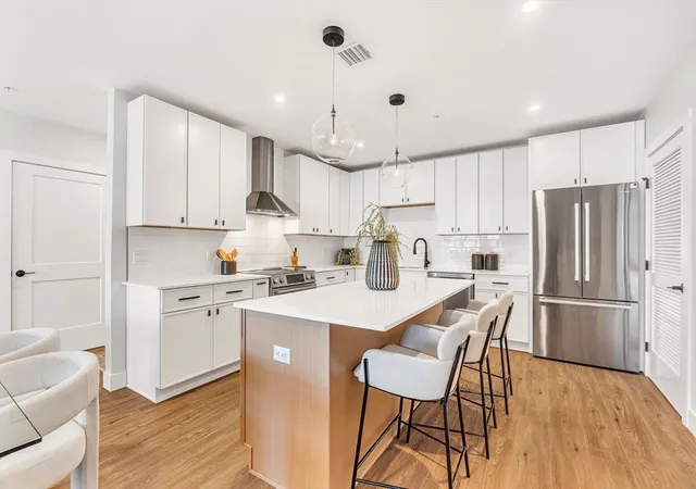 2nd image of 20 Audubon Way #208, Canton, MA 02021 | MLS# 73570296