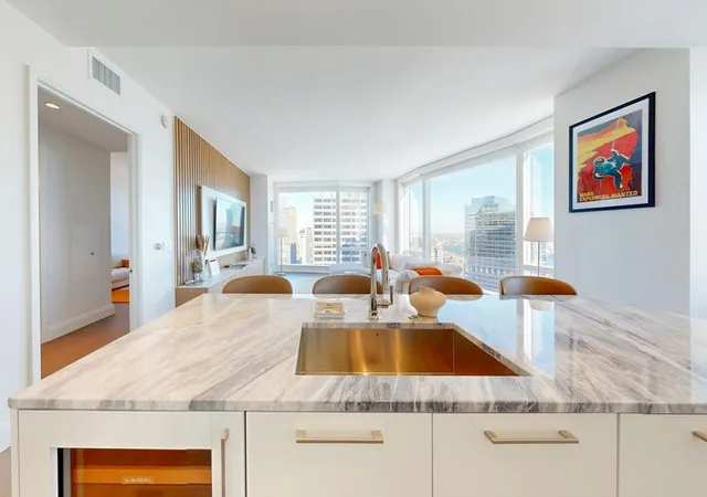 5th image of 240 Devonshire St #U3912, Boston, MA 02110 | MLS# 73549066