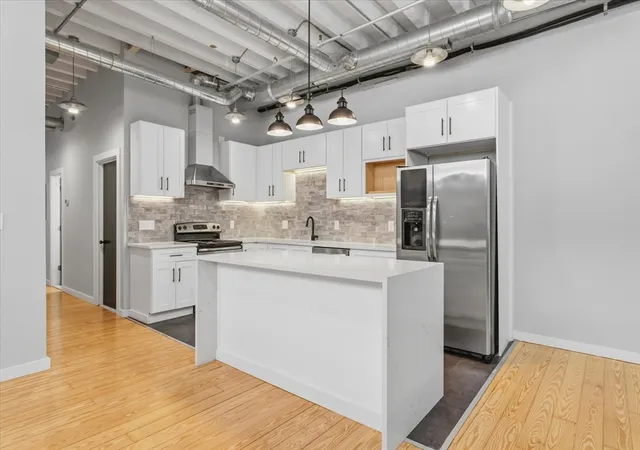 Photo 2 of Condo for sale at 107 South St #2F, Boston, MA 02111 | MLS# 73537901 | Listing updated on 2026-08-29