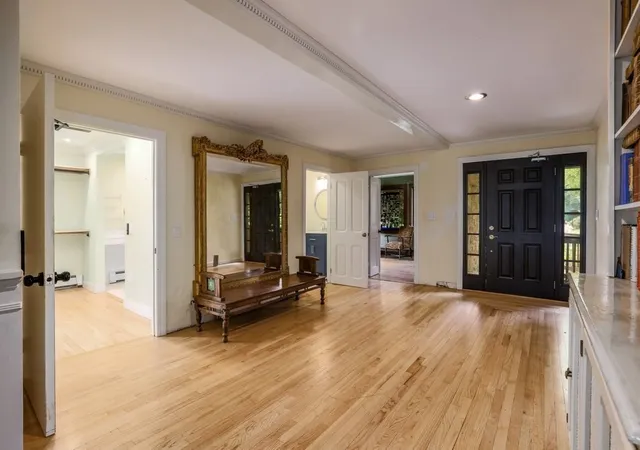 3rd image of 50 Sw Main St, Douglas, MA 01516 | MLS# 73528748