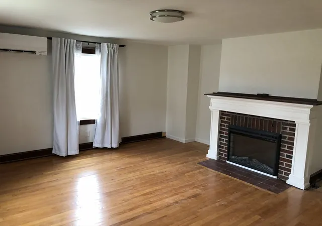 Homes for sale in Rutland, MA | 132 Main St, Rutland, MA 01543 | MLS# 73549647