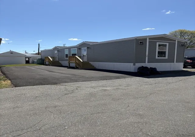 Photo 3 of Manufactured home for sale at 286 Newbury #10, Peabody, MA 01960 | MLS# 73570106 | Listing updated on 2026-09-04