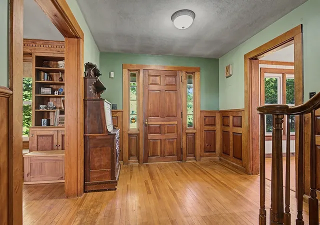 3rd image of 66 Glendale St, Easthampton, MA 01027 | MLS# 73567293