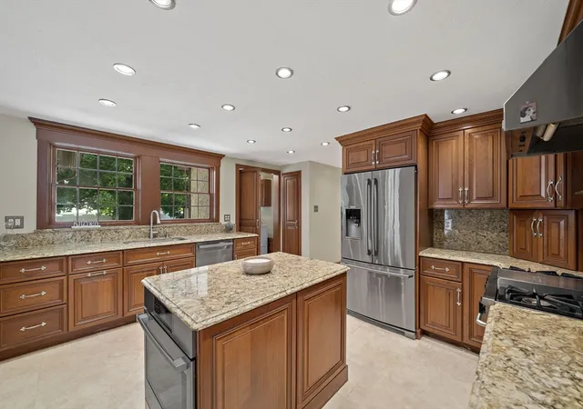 Homes for sale in Braintree, MA | 347 Plain St, Braintree, MA 02184 | MLS# 73545485