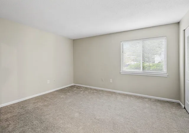 5th image of 6 Beals Cvs, Hingham, MA 02043