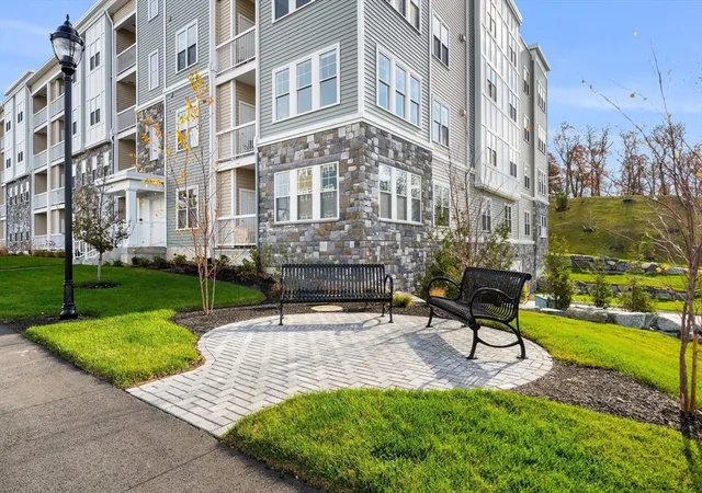 Homes for sale in Woburn, MA | 6 Stratton Drive, Woburn, MA 01801 | Houzeo