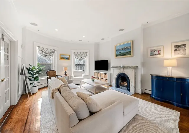Homes for sale in Boston, MA | 27 Monument Square #4, Boston, MA 02129 | MLS# 73498680