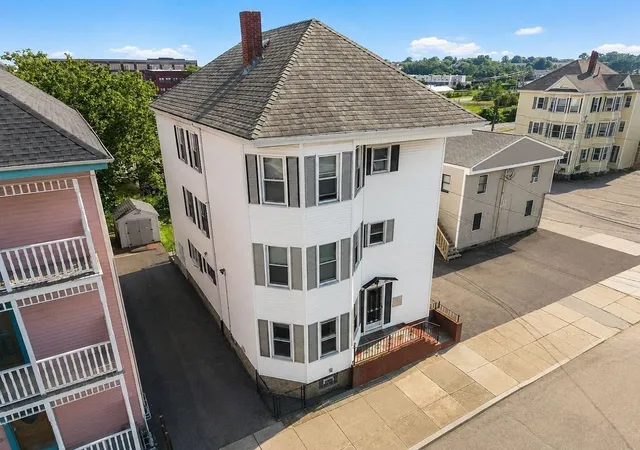 Photo 3 of Sale Pending at 320 Davis Street, New Bedford, MA 02746 | MLS# 73567743 | Listing updated on 2026-09-15