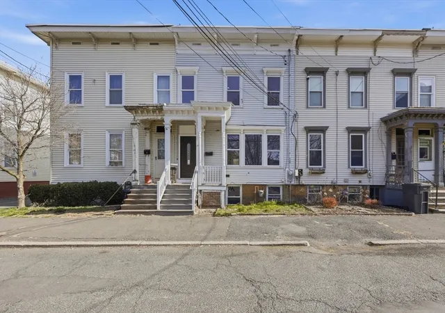 1st image of 13 Green Ave, Westfield, MA 01085 | MLS# 73551876