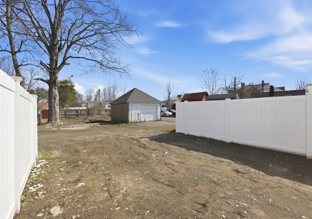 30th image of 13 Green Ave, Westfield, MA 01085 | MLS# 73551876