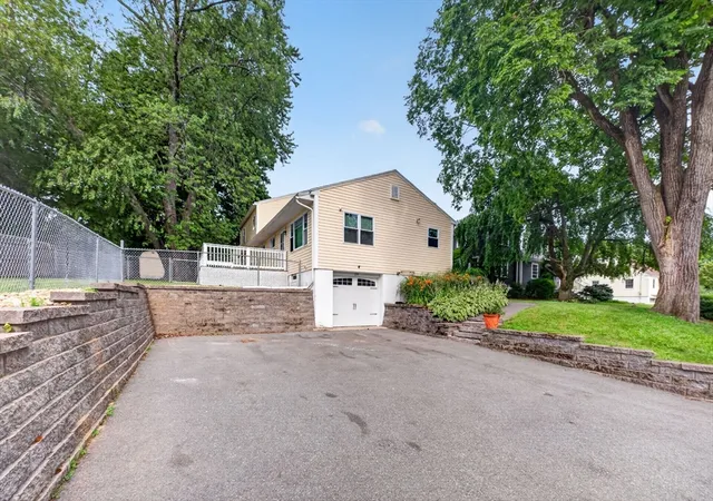 Photo 4 of Sale Pending at 119 High St, North Andover, MA 01845 | MLS# 73547223 | Listing updated on 2026-09-02