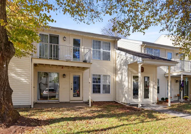 Condo for sale at 17 Walden Dr #1, Natick, MA 01760 | MLS# 73596420