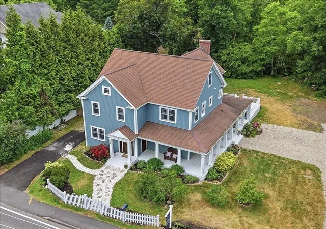 Homes for sale in Cohasset, MA | 115 Sohier St, Cohasset, MA 02025 | MLS# 73538987