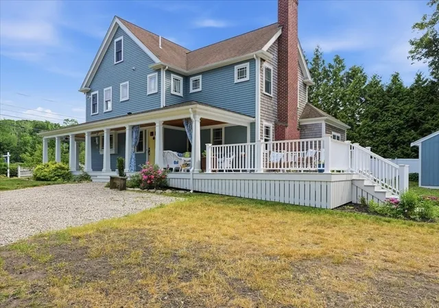 Homes for sale in Cohasset, MA | 115 Sohier St, Cohasset, MA 02025 | MLS# 73538987