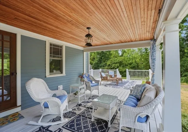 Homes for sale in Cohasset, MA | 115 Sohier St, Cohasset, MA 02025 | MLS# 73538987