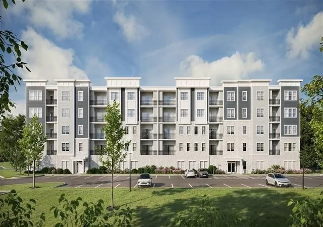 1st image of 141 East Point Dr #406, East Providence, RI 02916 | MLS# 73467856