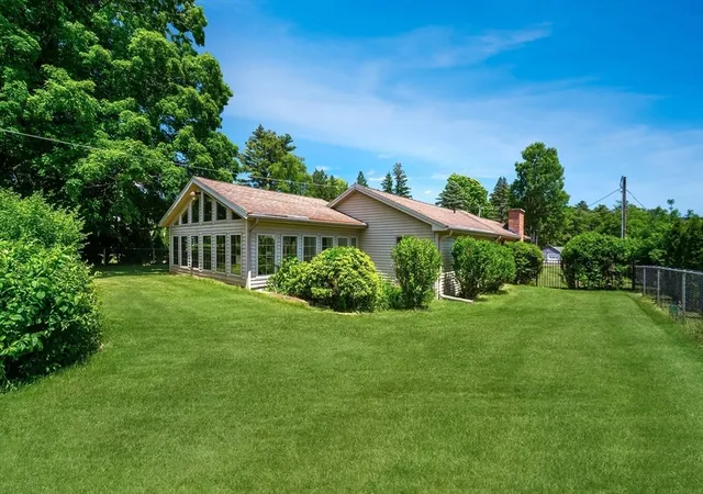 Homes for sale in East Longmeadow, MA | 28 Parker St, East Longmeadow, MA 01028 | MLS# 73535893