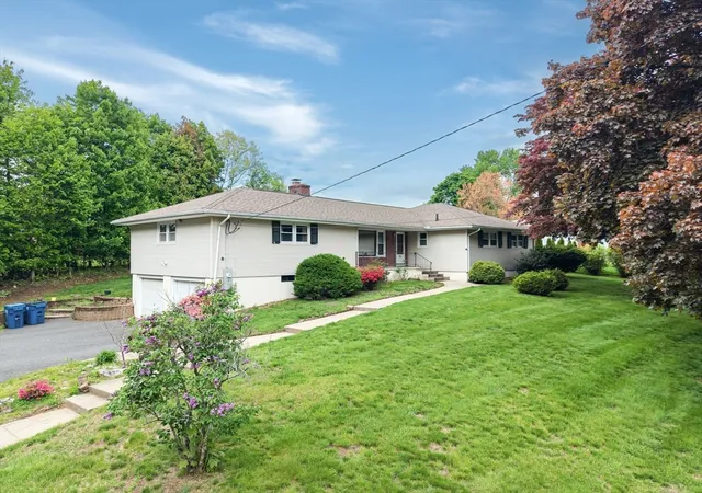 Homes for sale in West Springfield, MA | 72 Paulson Dr, West Springfield, MA 01089 | MLS# 73520966