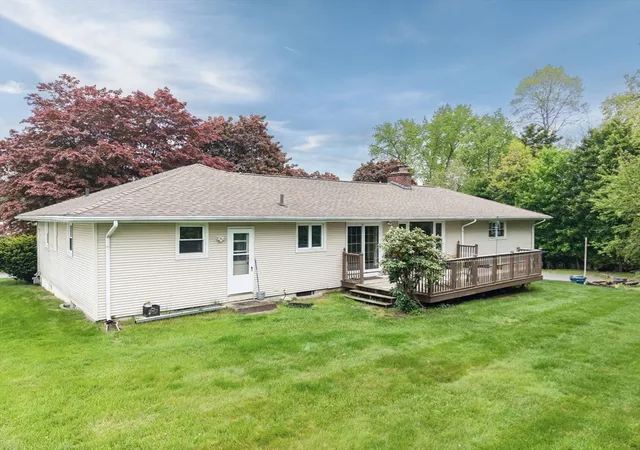 Homes for sale in West Springfield, MA | 72 Paulson Dr, West Springfield, MA 01089 | MLS# 73520966