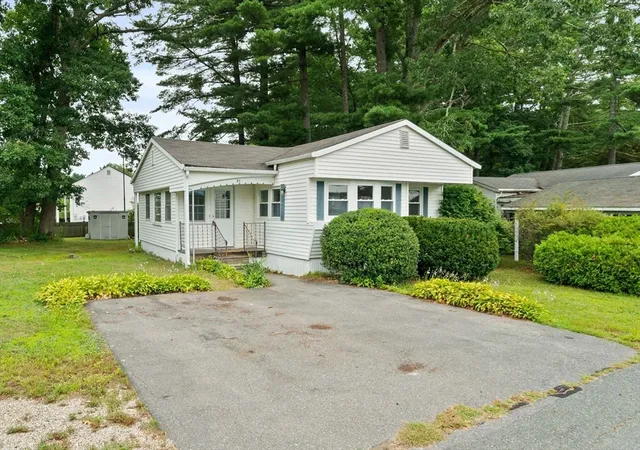1st image of 31 Beechwood Road, Halifax, MA 02338 | MLS# 73566086