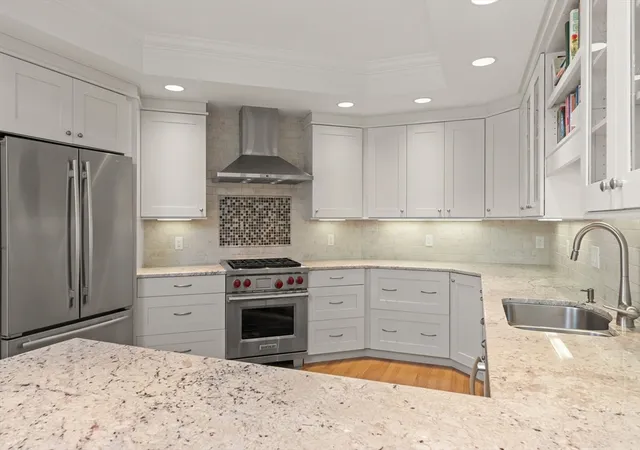 3rd image of 11 Leah Way #11, Andover, MA 01810 | MLS# 73528872