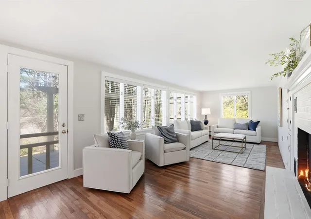3rd image of 512 Spring St, Marshfield, MA 02050 | MLS# 73510359