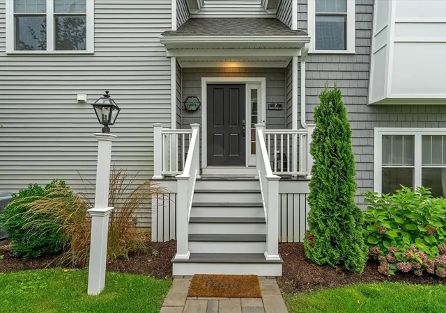Photo 3 of Single family home for sale at 7 Sunflower Way, Plymouth, MA 02360 | MLS# 73568876 | Listing updated on 2026-08-31