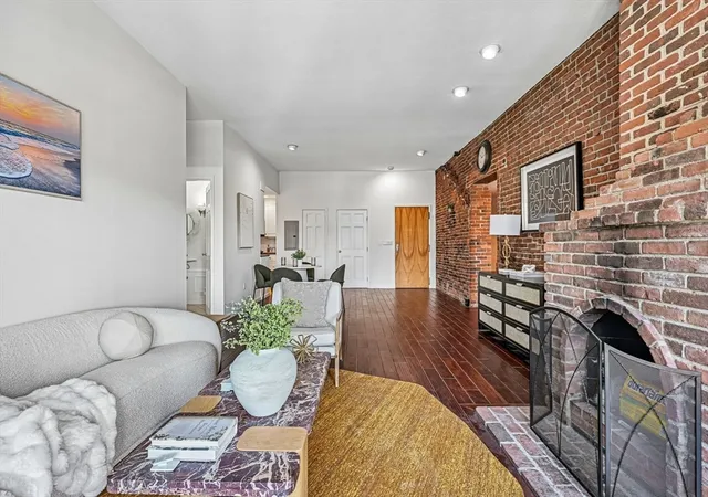Homes for sale in Boston, MA | 28-32 Atlantic Ave, Boston, MA 02110