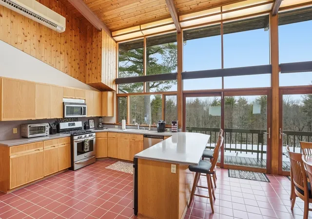 5th image of 1090 North Road, Carlisle, MA 01741 | MLS# 73485083