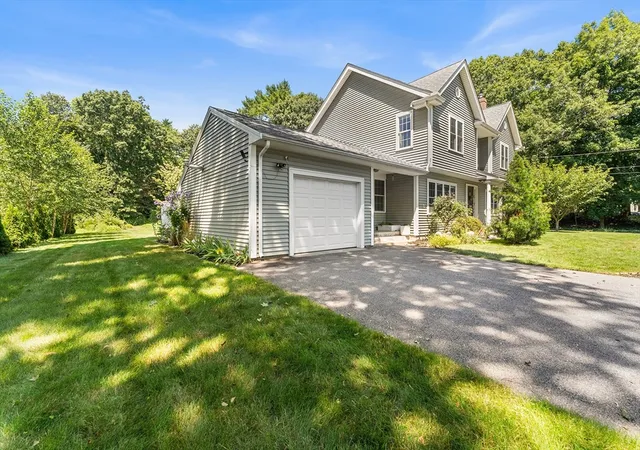 Photo 2 of Sale Pending at 33 S Walnut St, Mansfield, MA 02048 | MLS# 73561818 | Listing updated on 2026-09-02