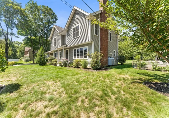 Photo 3 of Sale Pending at 33 S Walnut St, Mansfield, MA 02048 | MLS# 73561818 | Listing updated on 2026-09-02