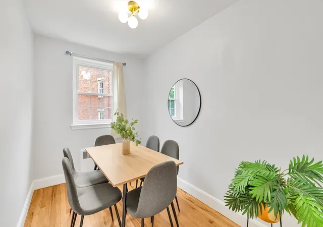 5th image of 21 Englewood Ave, Brookline, MA 02445