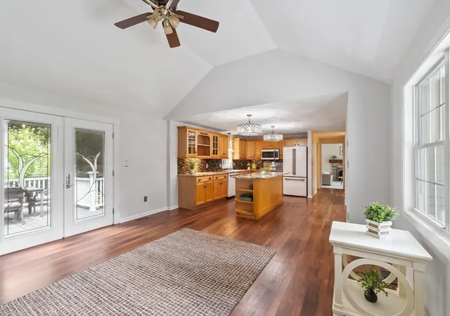 Photo 3 of Sale Pending at 30 Twin Diamond Dr, Bridgewater, MA 02324 | MLS# 73556307 | Listing updated on 2026-09-29