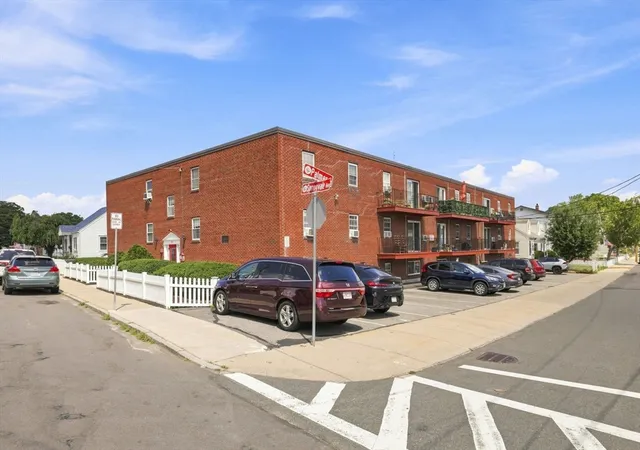 2nd image of 74 Springvale Ave, Chelsea, MA 02150