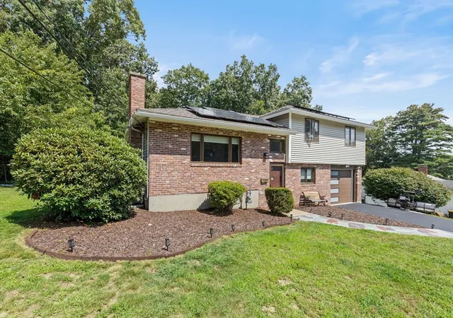 1st image of 27 Lyman Rd, Framingham, MA 01701 | MLS# 73568181
