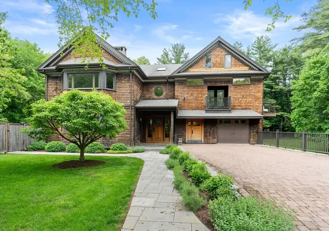 1st image of 11 Haven Street, Dover, MA 02030 | MLS# 73525108