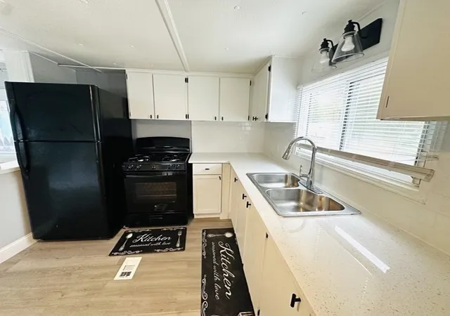 2nd image of 1790 Massachusetts Ave #25, Lunenburg, MA 01462 | MLS# 73550853