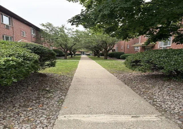 29th image of 50 Bryon Road #4, Chestnut Hill, MA 02467 | MLS# 73550813