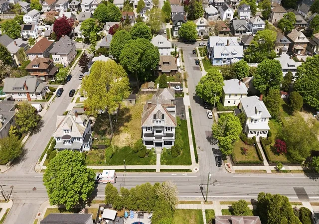 40th image of 293 Hawthorn St, New Bedford, MA 02740 | MLS# 73523582