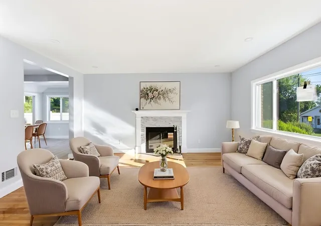Homes for sale in Woburn, MA | 92 Garfield Ave, Woburn, MA 01801 | MLS# 73529755