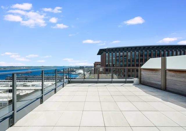 Homes for sale in Boston, MA | 133 Seaport Blvd #2112, Boston, MA 02210 | MLS# 73490969
