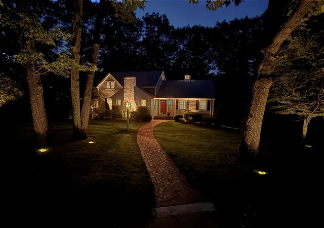 Homes for sale in Winchester, MA | 2 Olde Lyme Road, Winchester, MA 01890 | MLS# 73549106