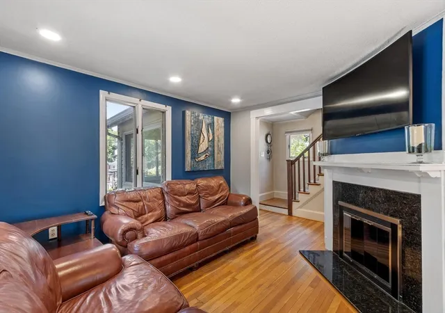4th image of 147 Main Street, Reading, MA 01867 | MLS# 73563626