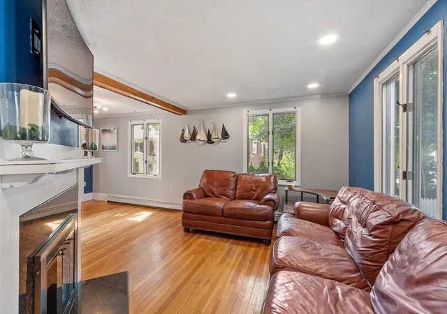 5th image of 147 Main Street, Reading, MA 01867 | MLS# 73563626