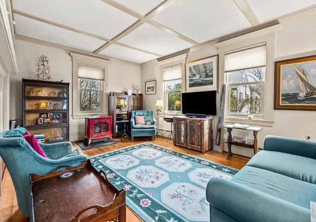 Homes for sale in Gloucester, MA | 4 Langsford St, Gloucester, MA 01930 | MLS# 73510157