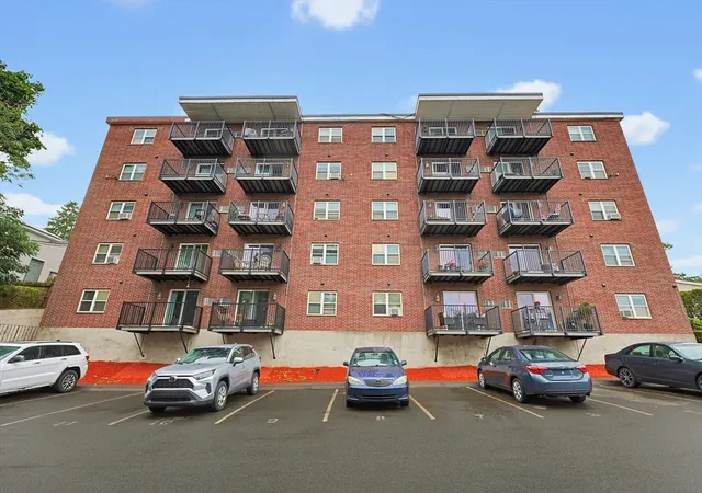 Homes for sale in Chelsea, MA | 70 Warren, Chelsea, MA 02150 | Houzeo
