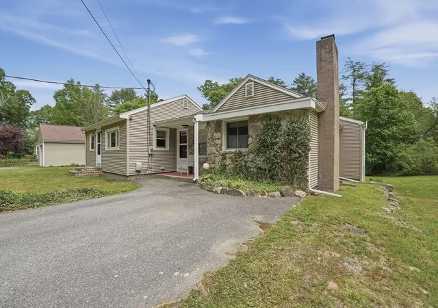 3rd image of 61 Flagg Swamp Rd, East Freetown, MA 02717 | MLS# 73536278