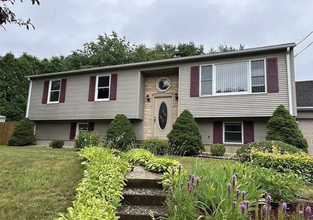 2nd image of 1085 North Street Ext, Feeding Hills, MA 01030 | MLS# 73409810