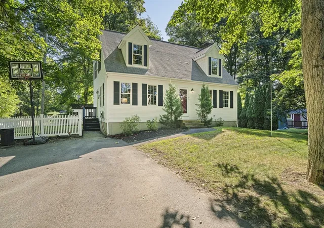 Photo 2 of Single family home for sale at 66 Cottage Ln, Weymouth, MA 02188 | MLS# 73568452 | Listing updated on 2026-10-09